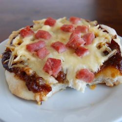 Ham and Smoked Gouda Pizza