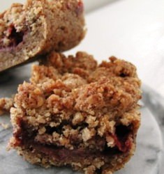 Strawberry & Pecan Crumble Bars