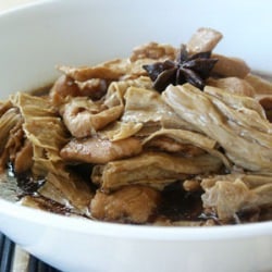 Braised Chicken with Dried Beancurd