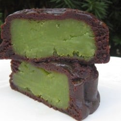 Chocolate and Pandan Mooncake