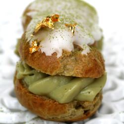 Daring Bakers: Matcha Eclair