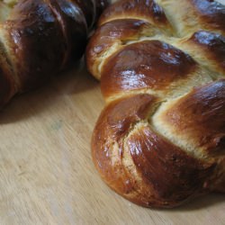 How to Make Braided Challah