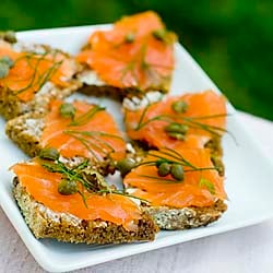 Smoked Salmon on Pumpernickel