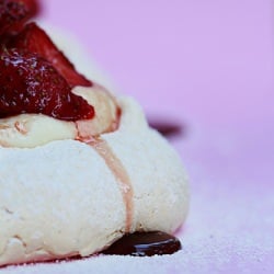 Mini Pavlovas
