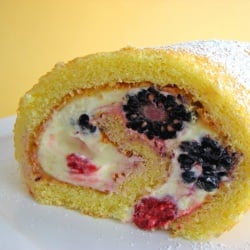 Lemon Berry Roulade