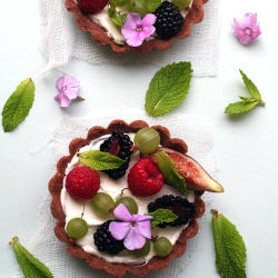 Fig & Berry Tart