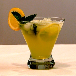 Limoncello Lemonade
