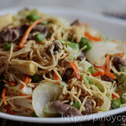 Oriental Noodles with Peanut Sauce