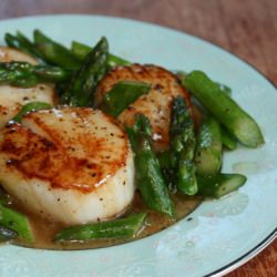 Scallops with Asparagus