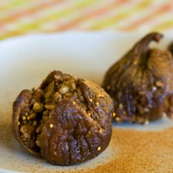 Walnut-Cinnamon Stuffed Figs