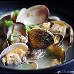 Steamed Manila Clams with Sake