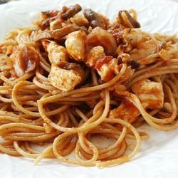 Spaghetti with Chicken and Shrimps