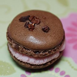 Girlie Oreo Macarons
