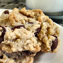 Chocolate Chip Oatmeal Cookies