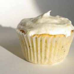 Earl Grey Cupcakes with Lemon Icing