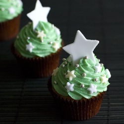 Christmas Tree Cupcakes