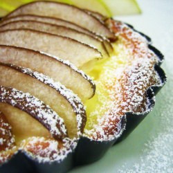 Pear Almond Cheesecake Tartlette