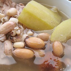 Pork Soup w/ Hairy Gourd & Peanuts