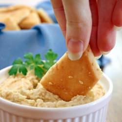 Crackers and Caramelized Onion Dip