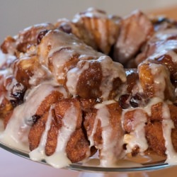 Cinnamon Roll Monkey Bread