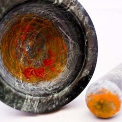 Grinding Saffron