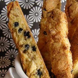 Lenox Almond Biscotti w/Blueberries
