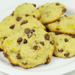 Mango Chocolate Chip Cookies