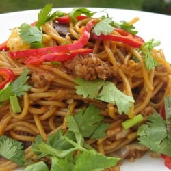 Stir-fry Spaghetti with Minced Pork