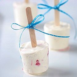 Raspberry Parfaits Lollipops