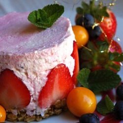 Low-fat Strawberry Cheesecake