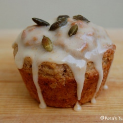 Cinnamon-Chestnut-Persimmon Muffins