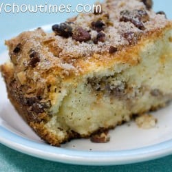 Cinnamon Pecan Coffee Cake