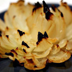 Roasted “Chrysanthemum” Onions