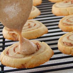 Cinnamon Bun Cookies