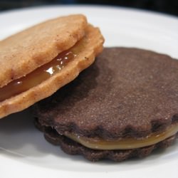 Dulce de Leche Sandwich Cookies