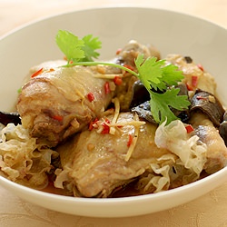 Steamed Chicken with Salted Fish