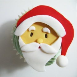 Santa Cupcake