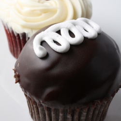 Ho, Ho, Ho, Hostess-Like Cupcake