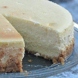 Tall and Creamy Cheesecake