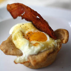 Bacon and Eggs in Toast!