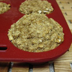 Whole-Grain Applesauce Muffins