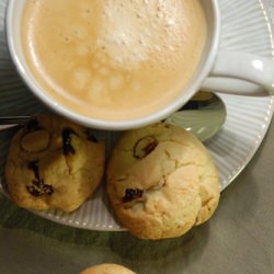 Delicious Cookies with Hazelnuts