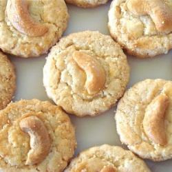 Cashew Cookies
