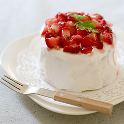 Berry Surprise Cake