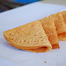 Kuih Kapit – love letter 2