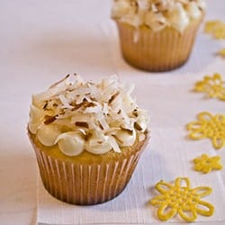 Coconut and Almond Cupcakes