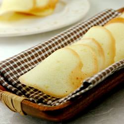Lemon Tuiles and Honey Ice Cream