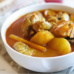 Chicken Curry with Potatoes