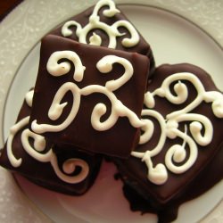 Marshmallows Dipped in Chocolate