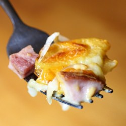 Cheesy Scalloped Potatoes and Ham
